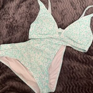 SWIM SUIT